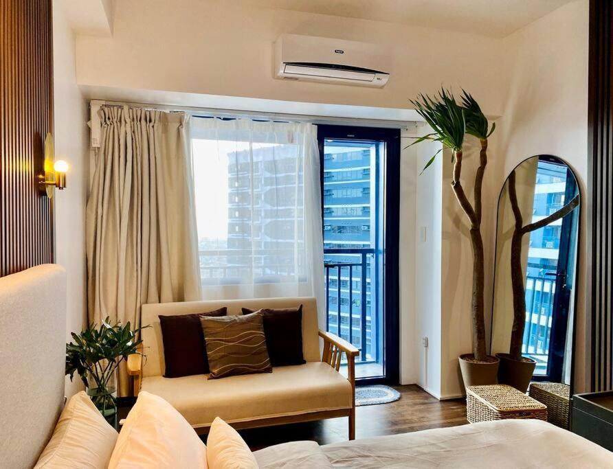 Muji-Inspired Home-Tel In The Heart Of Makati Manila Eksteriør billede